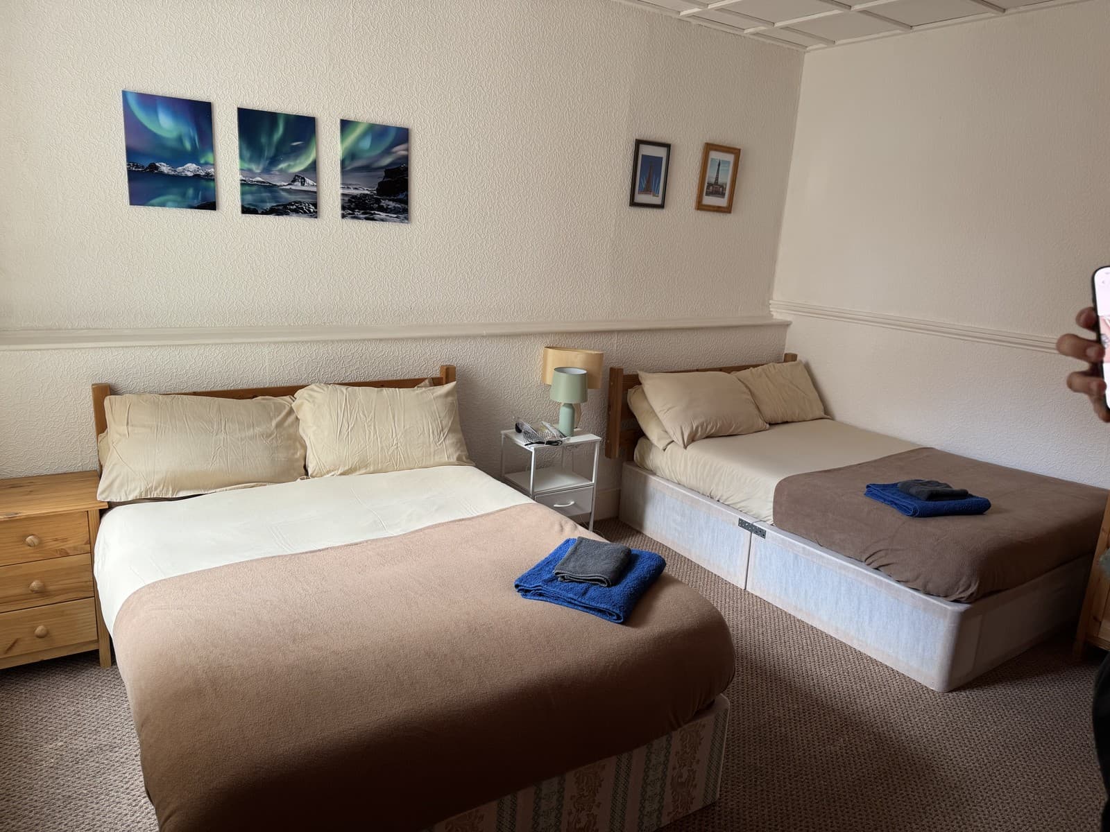 Family Room (Sleeps 4)